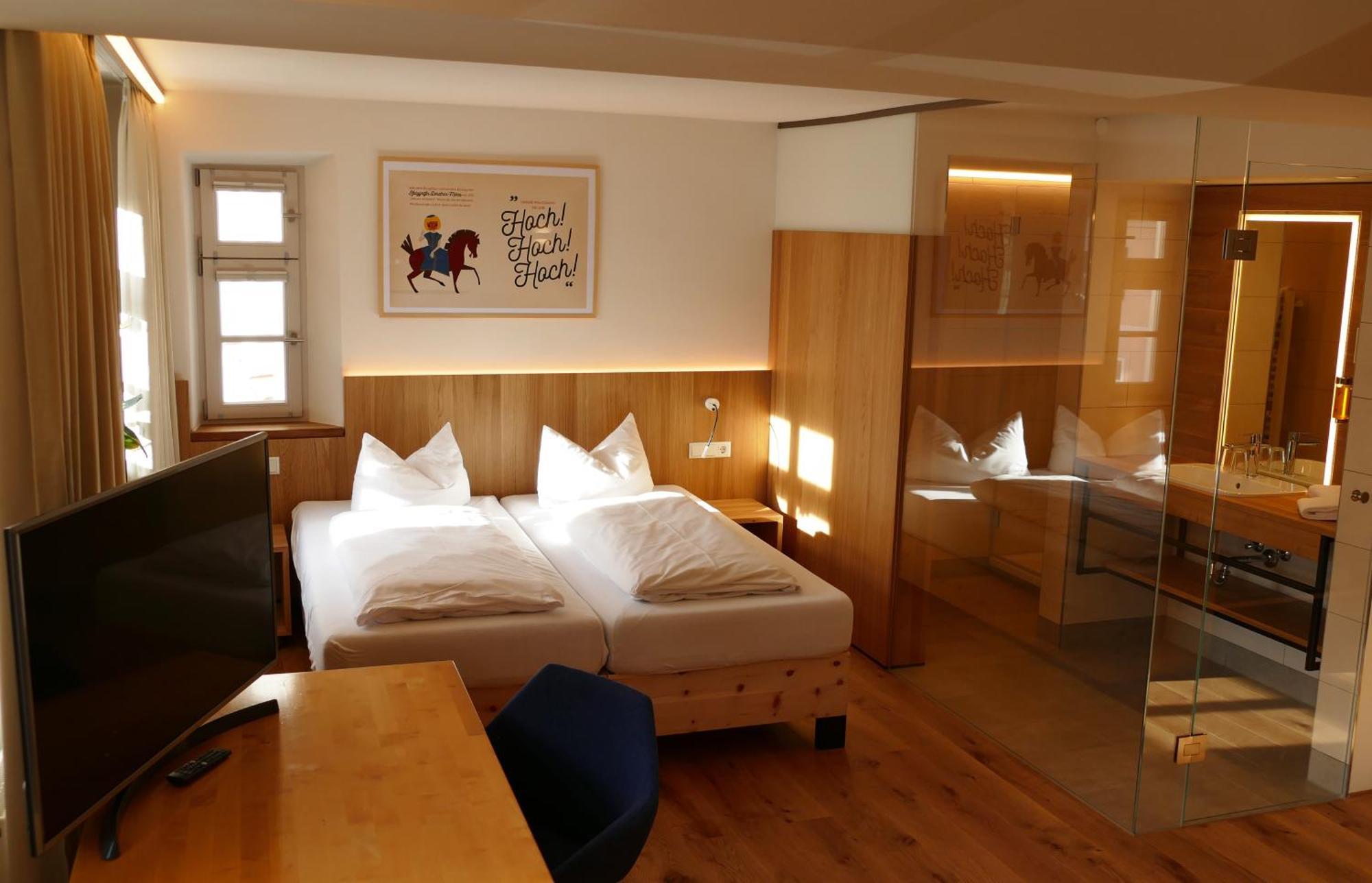 Hotel Zum Schwarzen Ross Und Gutmann Zur Post Hilpoltstein Bagian luar foto