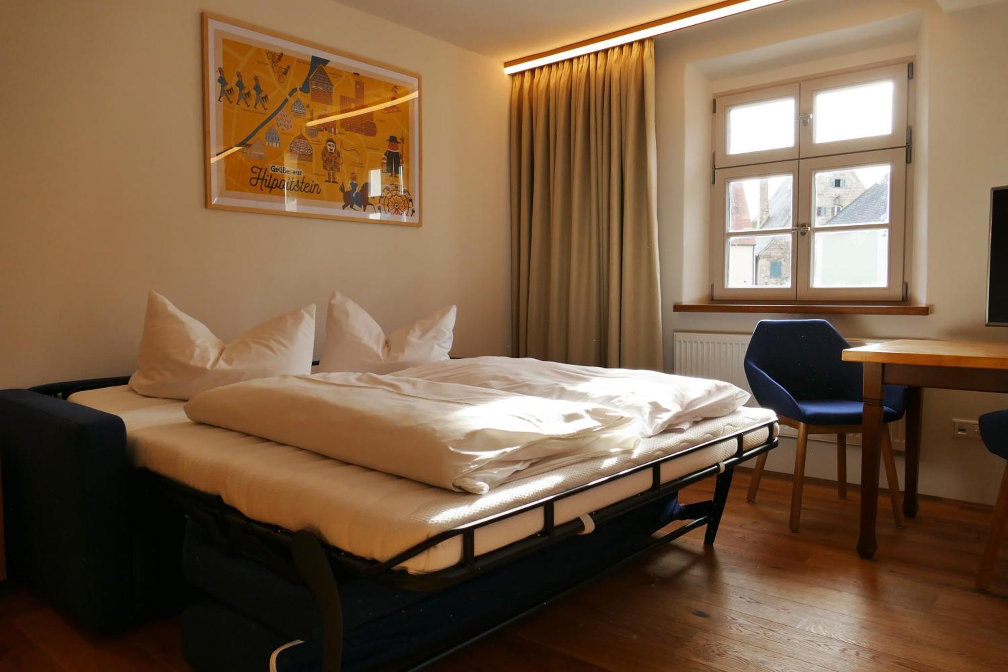 Hotel Zum Schwarzen Ross Und Gutmann Zur Post Hilpoltstein Bagian luar foto