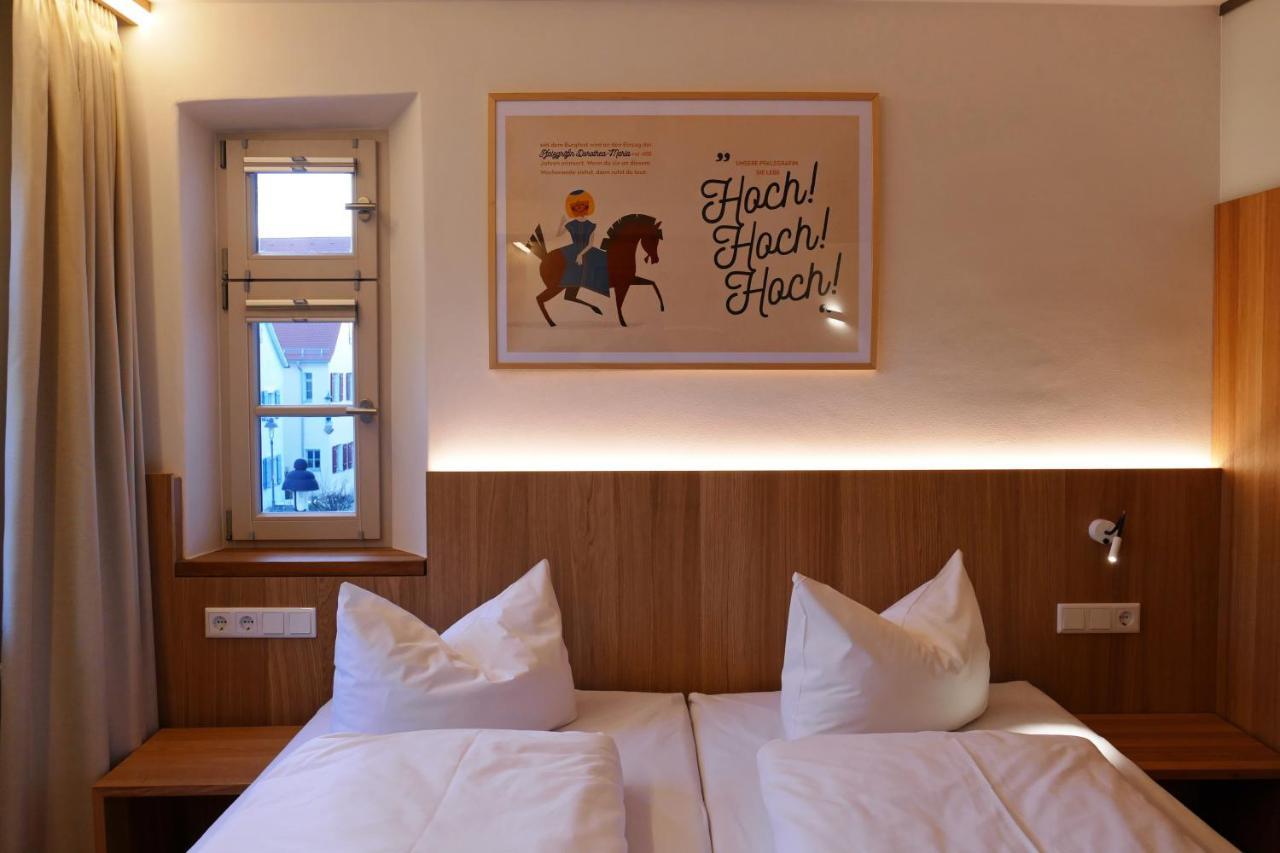 Hotel Zum Schwarzen Ross Und Gutmann Zur Post Hilpoltstein Bagian luar foto